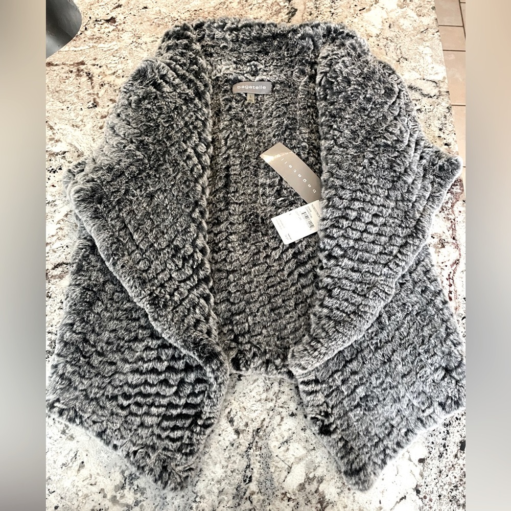 NWT Bagatelle Women’s Large Charcoal Faux Fur Sleeveless Open Front Vest